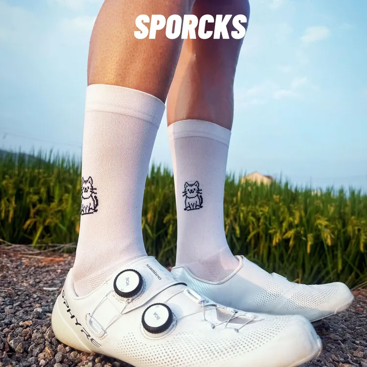 sporcks新款自行车运动袜四季透气速干高弹耐磨情侣中筒骑行袜