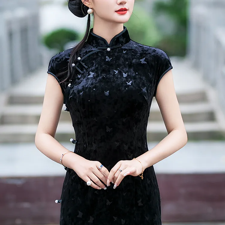 新中式旗袍2025新款夏装复古高端上海日常可穿国风改良无袖连衣裙