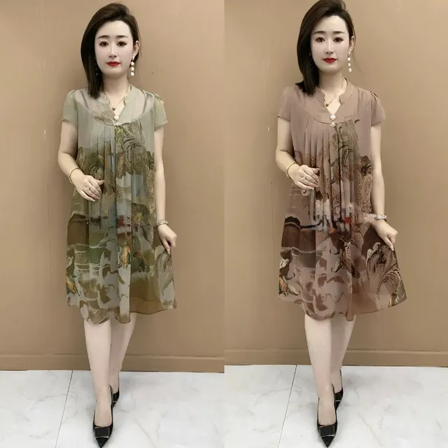夏季时尚洋气减龄宽松遮肉小个子中年妈妈装乔其纱雪纺大码连衣裙
