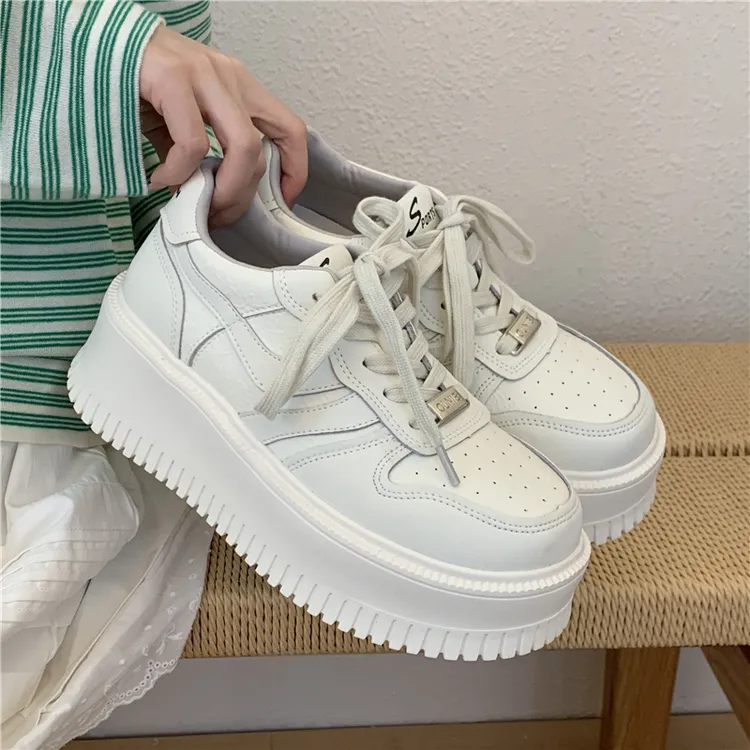 首谷SHOUGU厚底小白鞋女2026春季新款厚底增高百搭休闲老爹板鞋潮