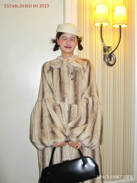 KIM Classic「 Peanut Butter」复活款环保獭兔毛宫廷大衣皮草