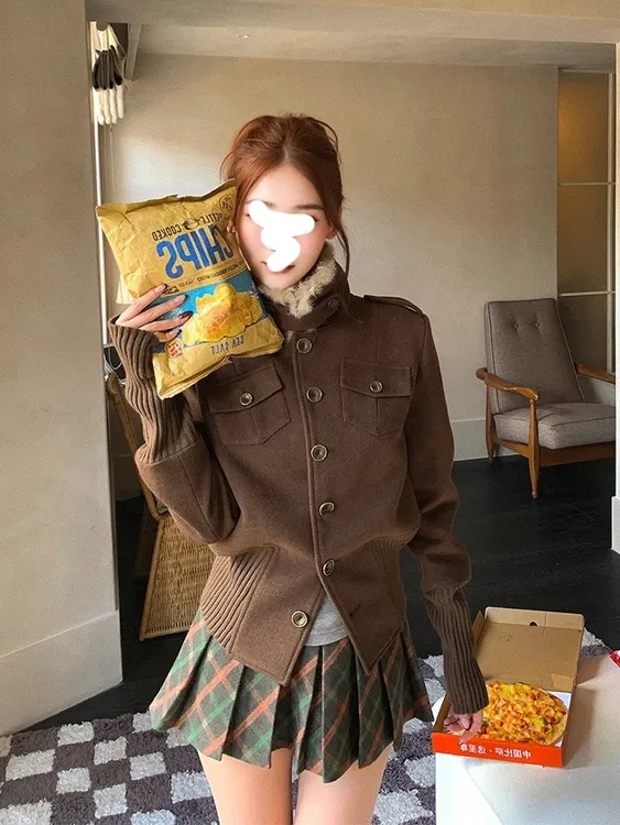 松茶可可 高级感复古金属扣外套女秋季新款呢子外套上衣