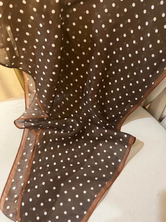 【咖底赫本小波点】薄纱菱形巾纱巾摩登小丝巾