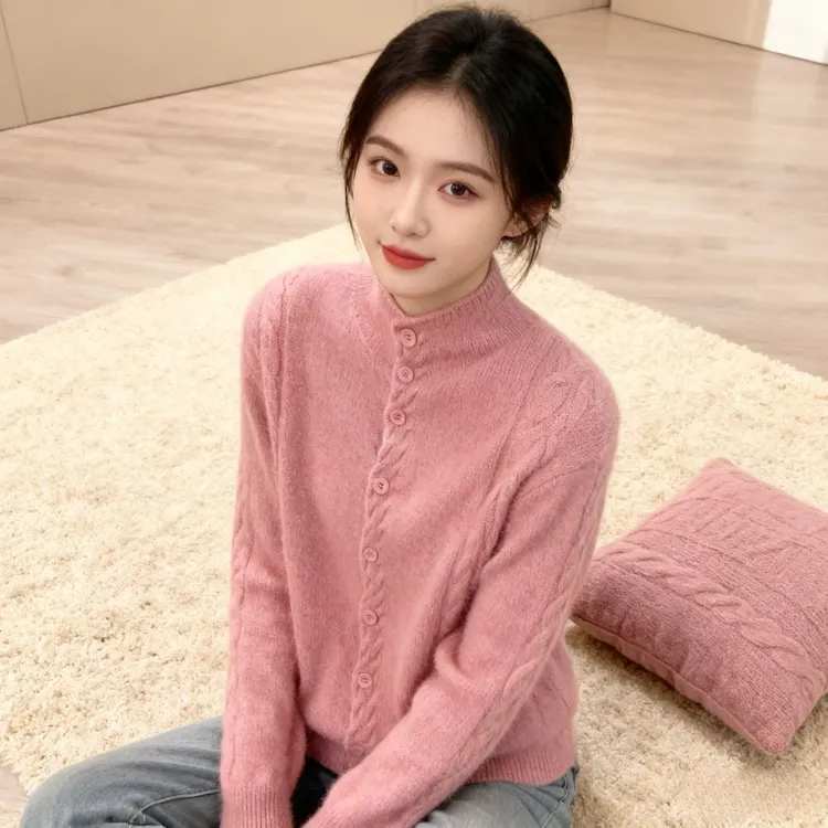 大码粉色纯色单排扣针织上衣女2025冬季新款时尚潮流气质减龄甜美