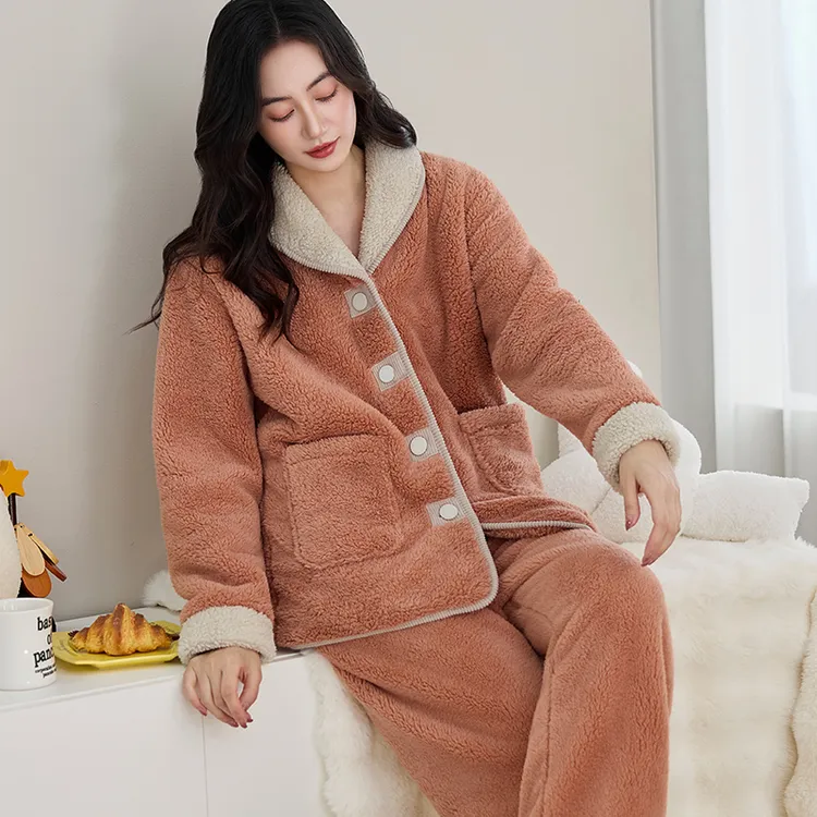 睡衣女秋冬款冬季珊瑚绒家居服法兰绒加厚冬天加绒保暖加大码套装