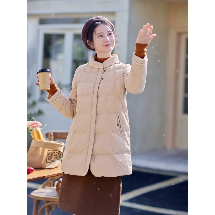 红念卡其色白鸭绒羽绒服女中长款设计感2025冬季新款气质外套上衣