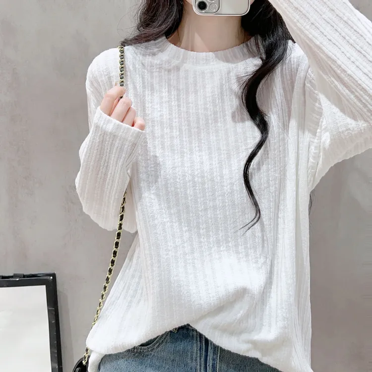 肌理感圆领长袖t恤春秋冬洋气别致秋冬通勤穿搭显瘦时髦打底上衣