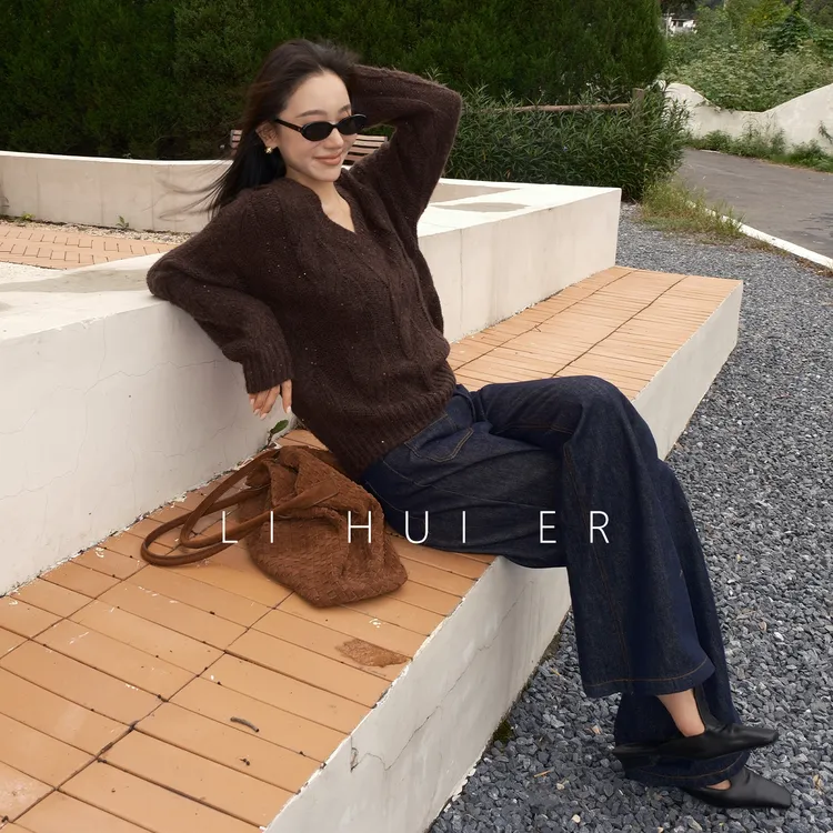 LiHuiEr李慧儿【长秋野赫】秋款设计师款咖色针织衫上衣LL025309