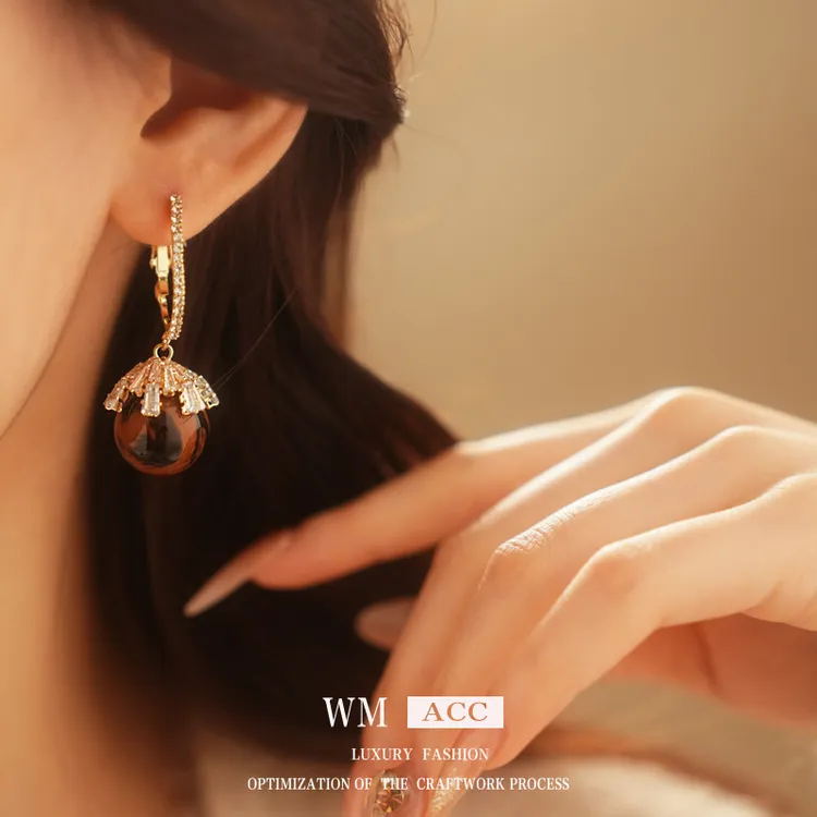 WM银针微镶豹纹圆球耳圈时尚轻奢复古气质耳环百搭高级感潮流耳饰