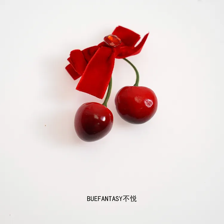 不悦 红樱桃发夹 女新款发卡前额侧边碎发刘海夹新年夹子女生头饰