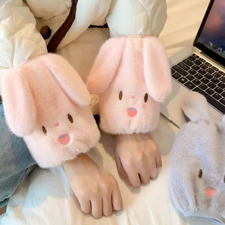 秋冬毛绒袖套可爱兔耳朵学生写字保暖防污耐脏套袖外套儿童护袖qt