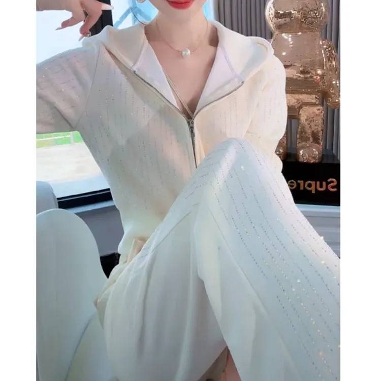 薇恩COCO轻奢镂空舒适套装上衣裤子深秋上新两件套S5905