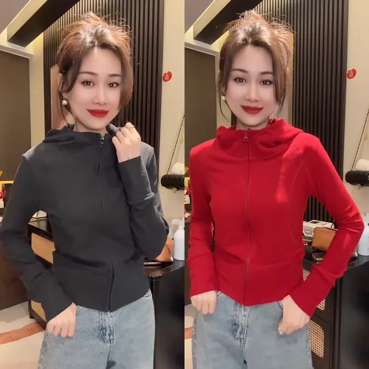 2026冬季新款时尚减龄修身显瘦纯色连帽外套气质休闲简约通勤上衣