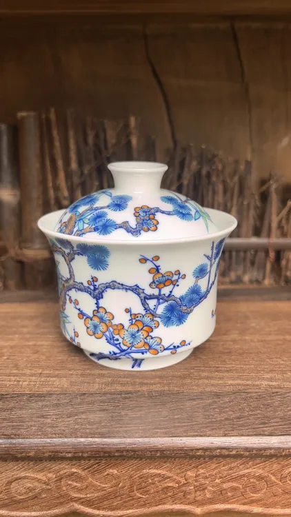 景德镇纯手工手绘青花斗彩茶具岁寒三友松竹梅马蹄盖碗 主人杯子