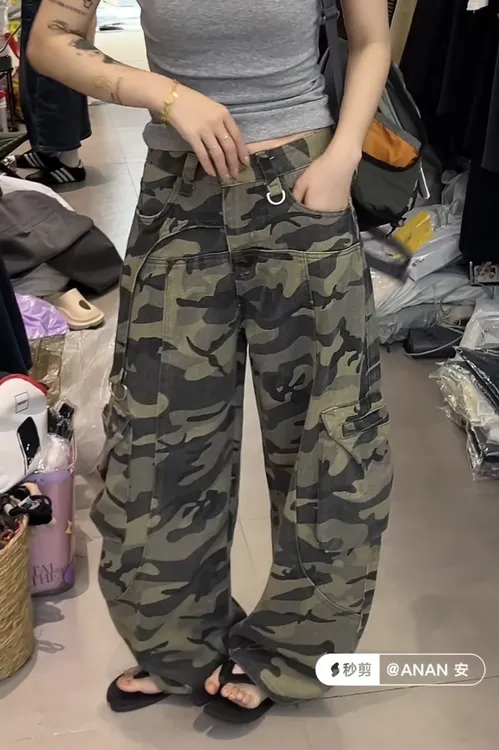 实体品质 迷彩工装弯刀高腰宽松显瘦女士牛仔裤美式休闲风格