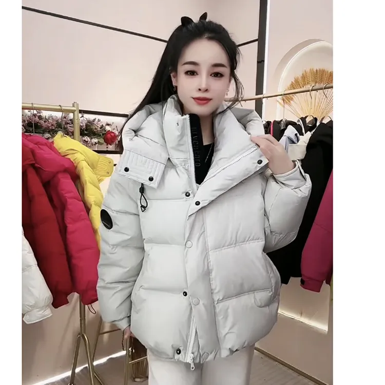 2025冬季洋气棉服女流行大帽子加厚东北滑雪服欧货短款连帽棉服女