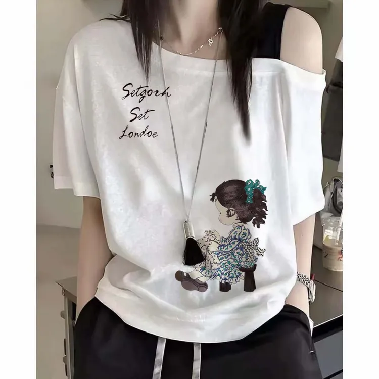 纯棉新款字母印花设计露肩斜肩短袖上衣女夏季时尚显瘦T恤上衣女