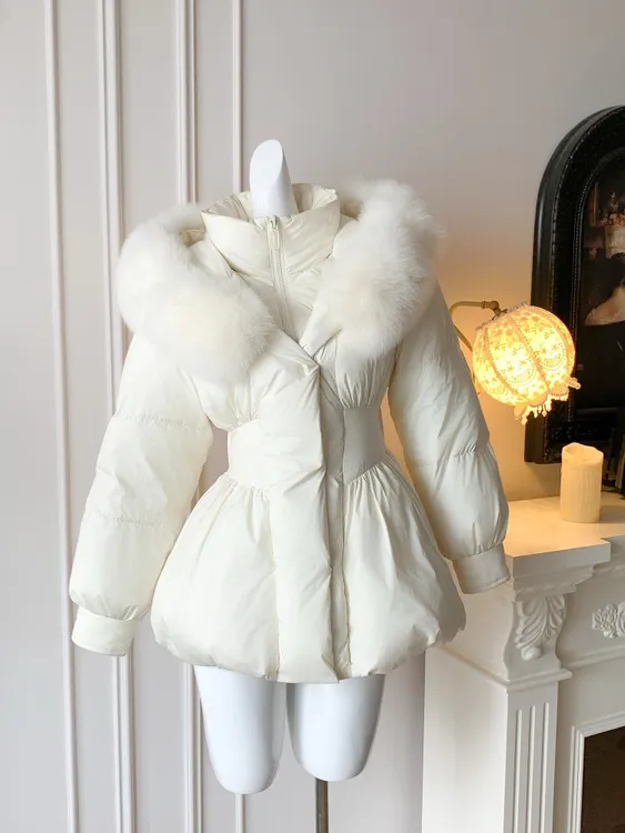 韩女小腰精减龄大毛领连帽羽绒服狐狸毛白鸭绒外套