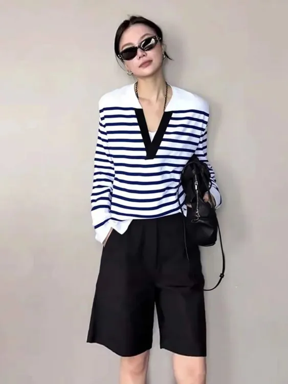 小众炸街高级感女装超好看条纹V领长袖T恤2025秋季新款松弛上衣潮