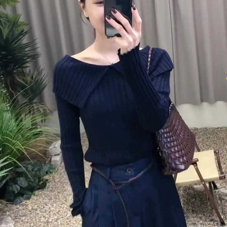 轻柔入秋｜法式复古气质大翻领多穿2025年坑条棉纱柔软针织上衣女
