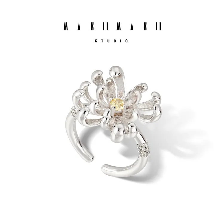 MAKIIMAKII 铜合金合成锆石戒指 蟹爪菊花朵开口指环个性轻奢气质