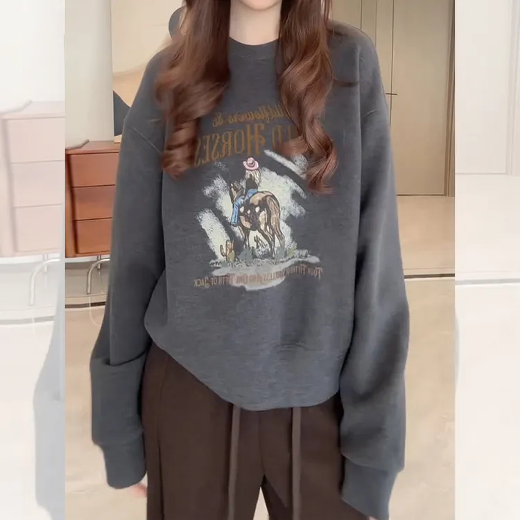 胖mm休闲宽松减龄长袖上衣2025秋冬美式慵懒风设计感印花圆领卫衣