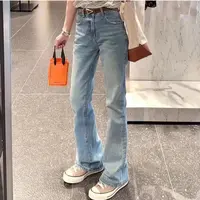 徐秋阳  浅蓝微喇  百搭时尚休闲气质显腿长显瘦牛仔裤