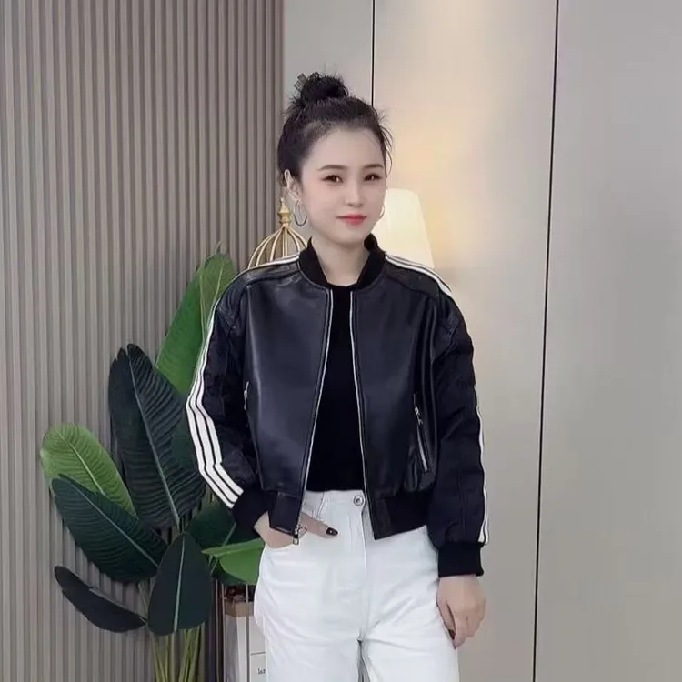 秋季黑色皮质潮流撞色条纹夹克城市运动风立领长袖短款外套572269