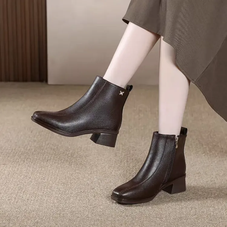 【品牌力荐】秋冬百搭高级舒适设计感洋气女靴羊6196
