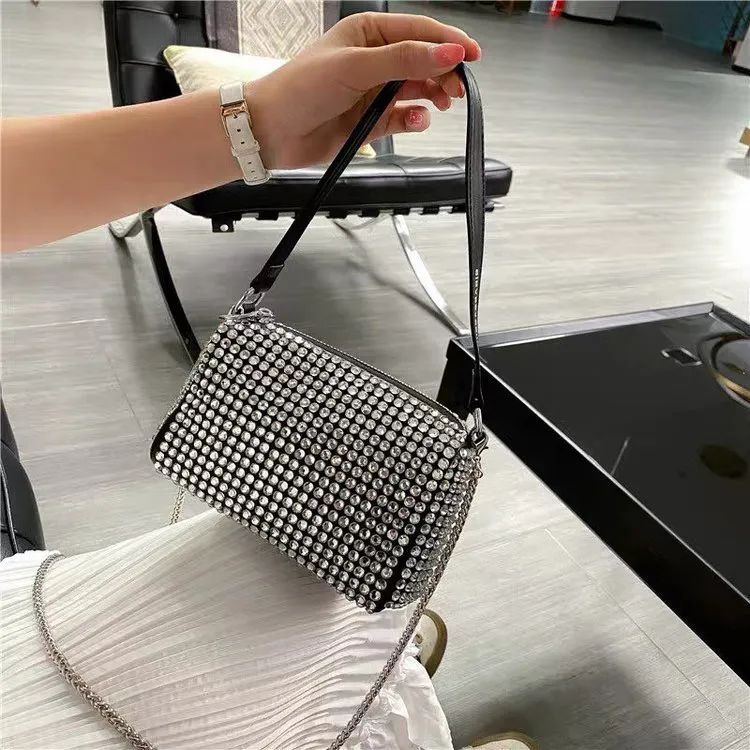 主播优选钻钻包包