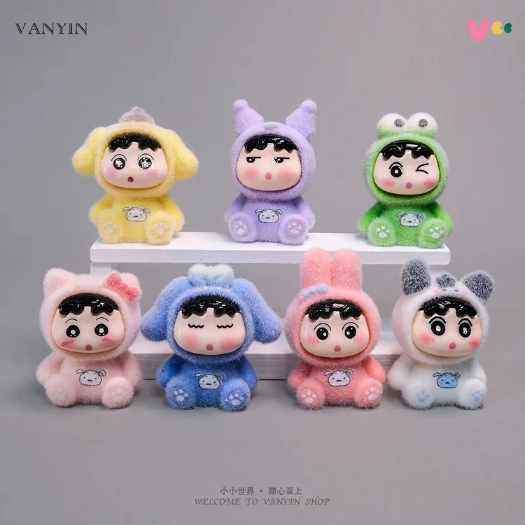 蜡笔小新创意可爱网红小摆件工位解压治愈系装饰品车载中控台摆设