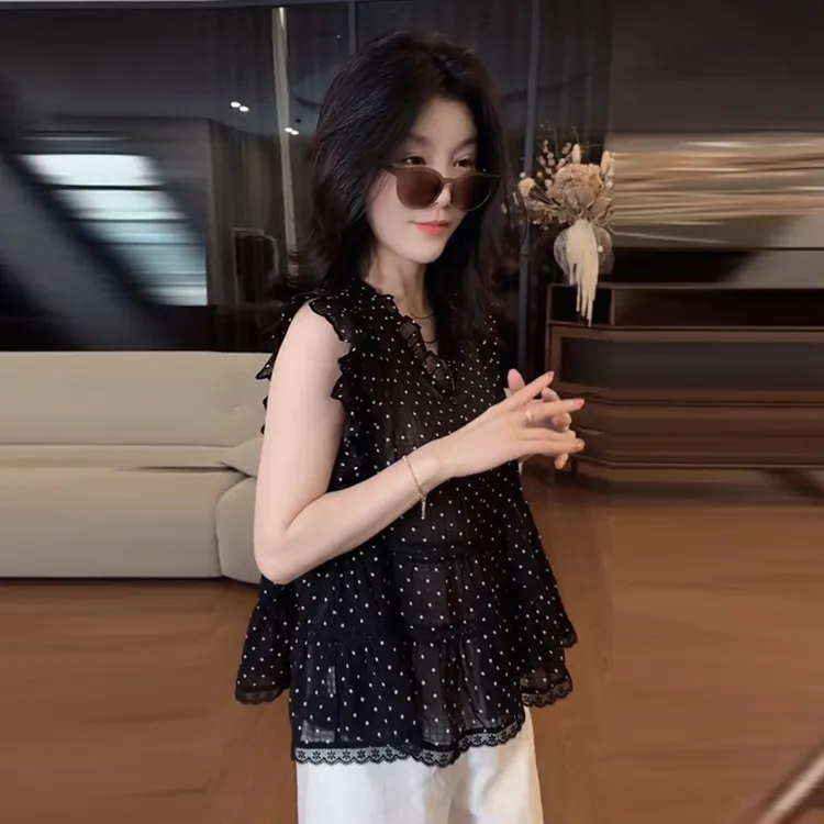 法式波点雪纺衬衫女2025新款夏季洋气减龄木耳边法式无袖上衣