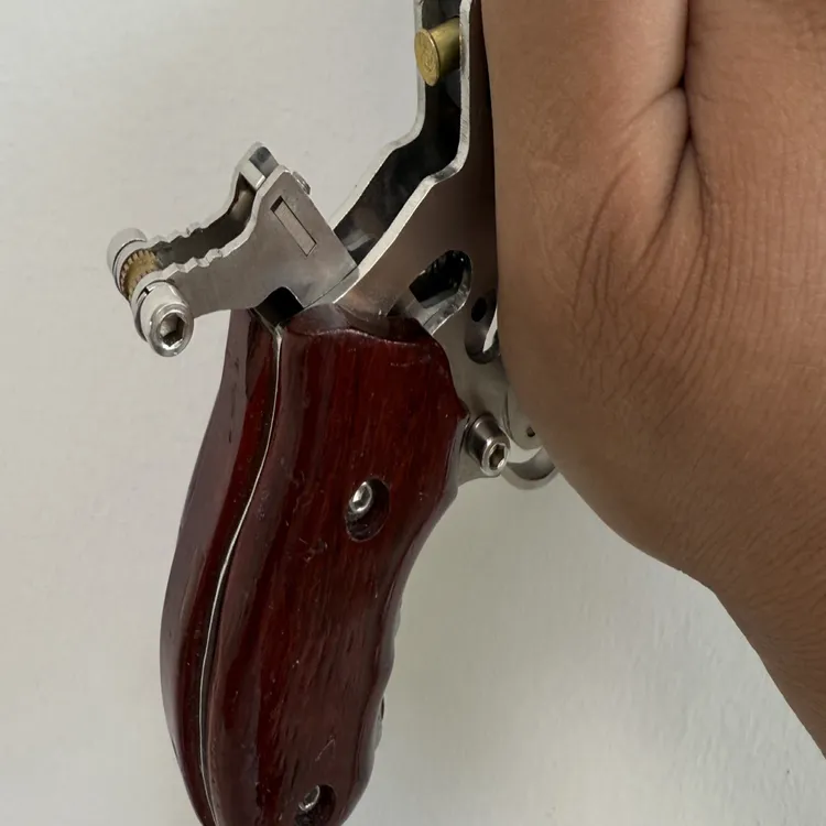 发令玩具摆件工艺品不锈钢材质散件发货可以拆卸不可发射工艺品件