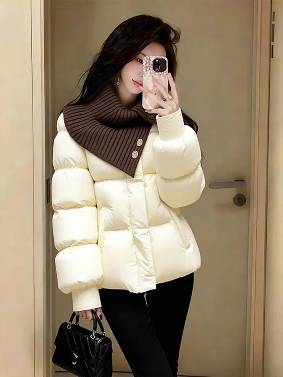 棉服女款2025新款冬气质高端独特超好看保暖白色围脖领夹棉厚外套