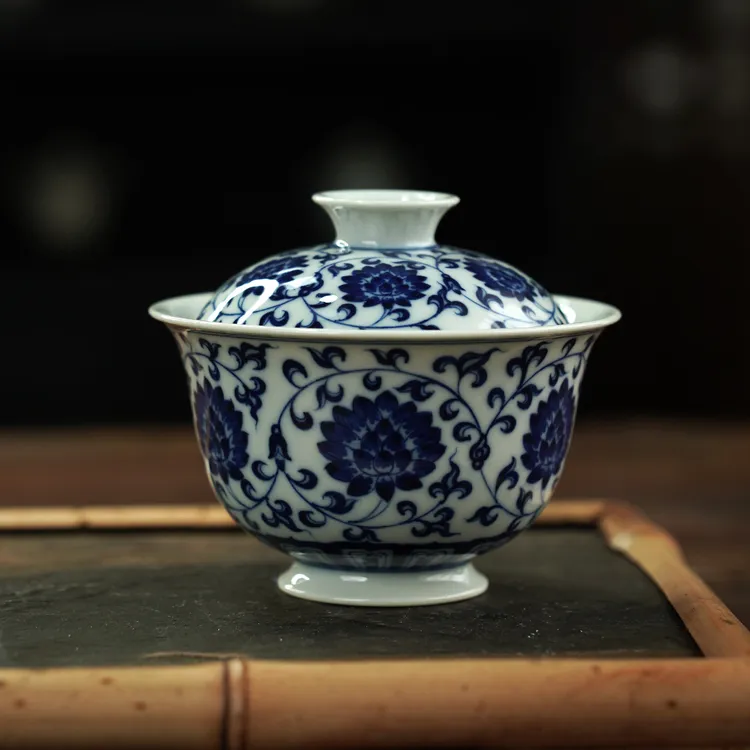 景德镇手工缠枝莲泡茶盖碗青花手绘功夫茶具复古陶瓷中式瓷盖碗