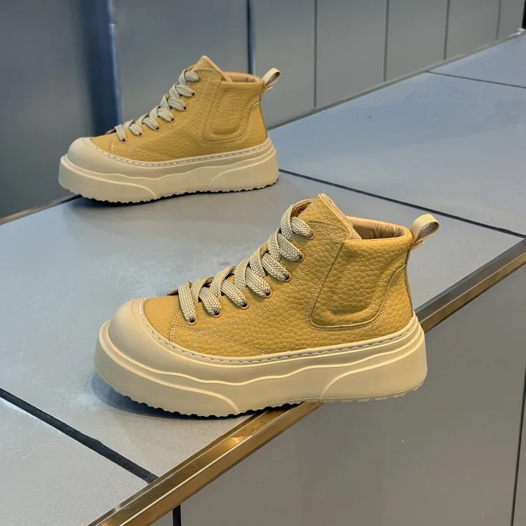 增高板鞋休闲风工装靴高帮马丁靴复古厚底英伦风