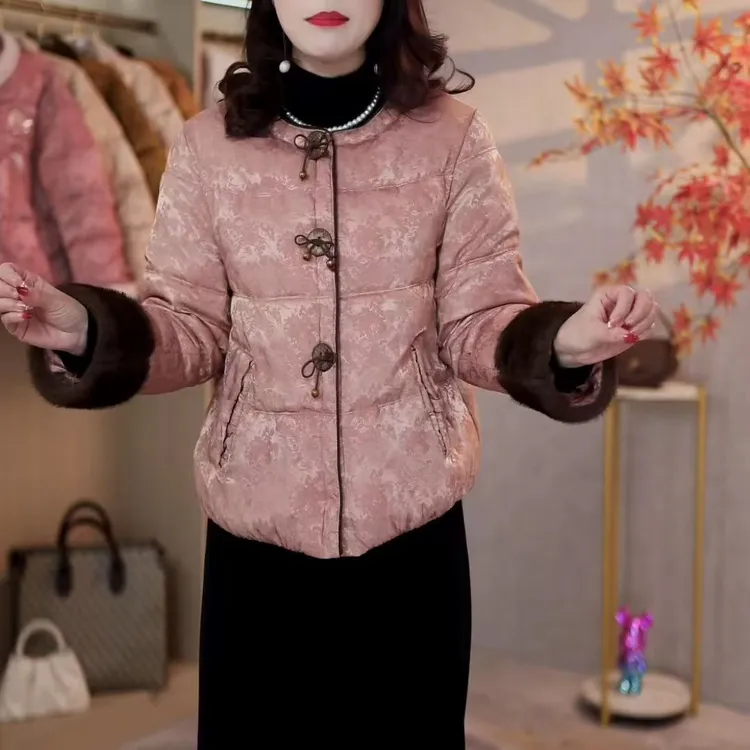 高档气质新中式加厚棉服女2025冬季新款妈妈洋气显瘦减龄保暖棉袄