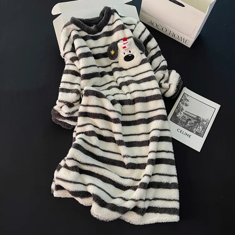 灰色条纹小狗睡衣睡裙女冬季加绒加厚长毛绒保暖宽松小个子家居服