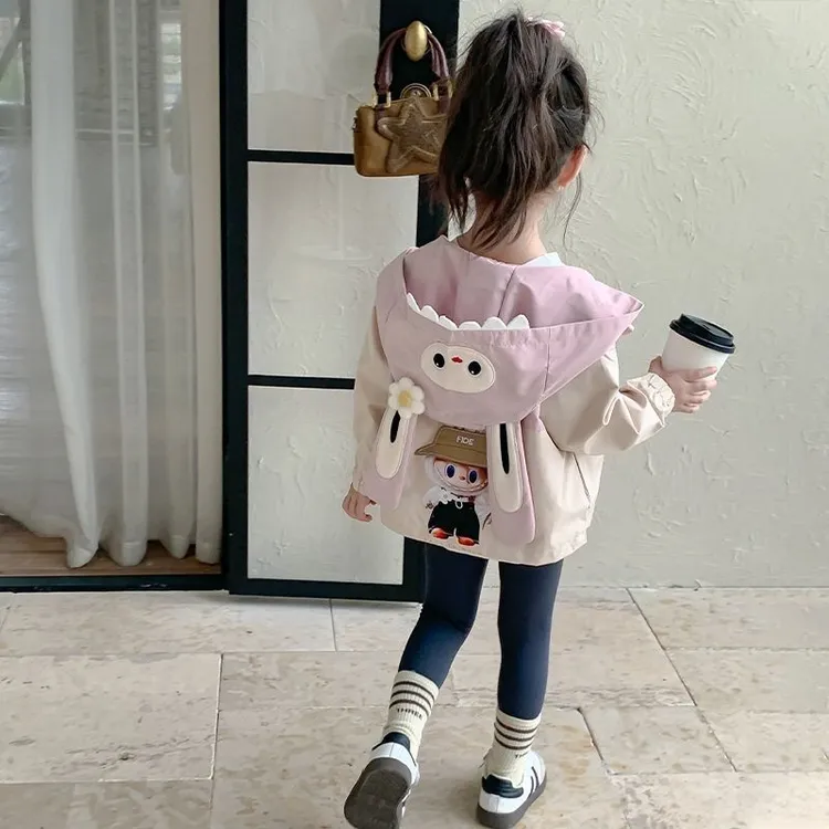 拉布布女童秋季外套2025新款宝宝连帽冲锋衣秋季儿童上衣秋装