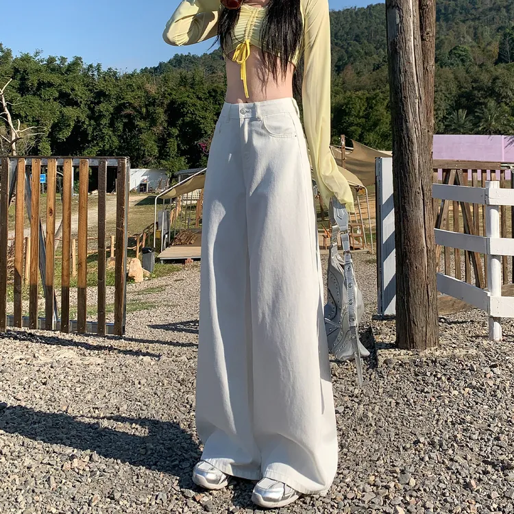 雪千羽白色高腰阔腿牛仔裤女春秋2025新款慵懒宽松显瘦垂感拖地裤