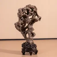 清 太湖石立峰文房赏石（红木座）古董收藏