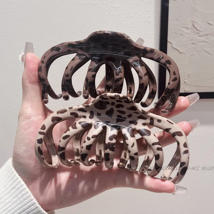 新款高级感复古豹纹抓夹百搭时尚发夹女款发饰轻奢高品质鲨鱼夹