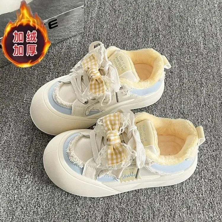 板鞋ins加绒秋冬季低帮运动休闲板鞋女鞋韩版防滑小众厚底学生