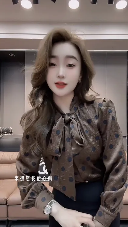 法式气质波点衬衫女长袖复古蝴蝶结上衣百搭内搭