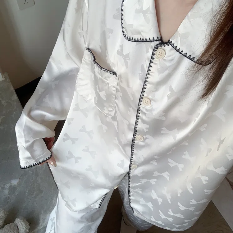 纺真丝绸缎面睡衣女春秋季2025新款高级感冰丝长袖长裤家居服套装