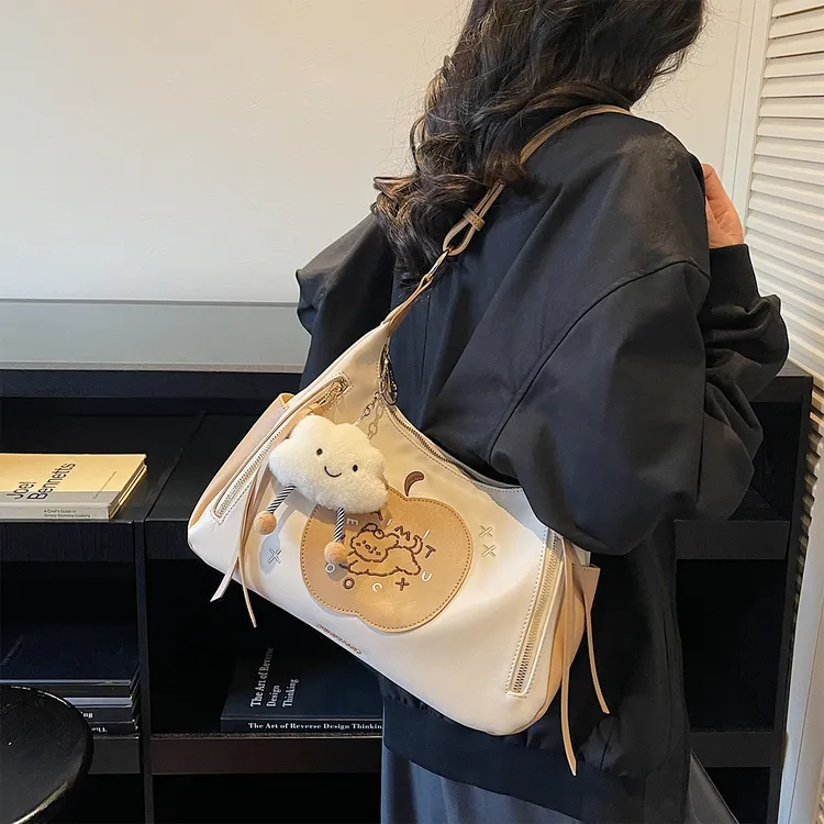 艾米兔女包2025新款时尚学院风小众腋下包百搭通勤单肩斜挎托特包