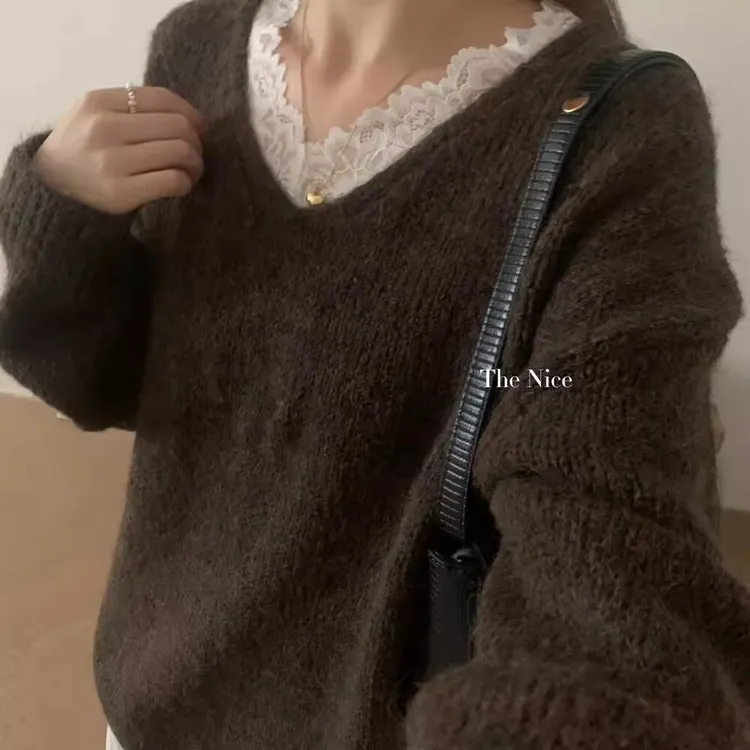 蕾丝边软糯毛衣女秋冬高级感韩系气质穿搭洋气宽松套头针织衫上衣