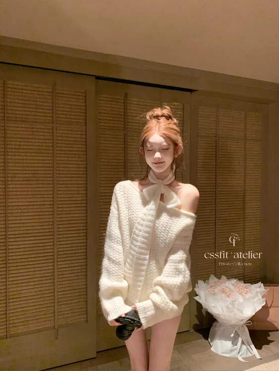 【云感包围】秋冬新款圣诞氛围感系带斜肩针织衫+针织短裤两件套女