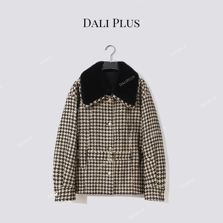 DALI PLUS“千鸟格三星95白鹅绒”羊毛领香风羽绒服-D5ST1624