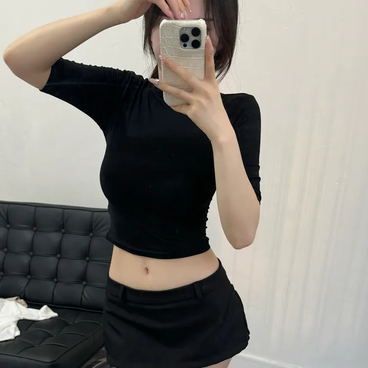 显瘦五分袖短款修身露腰女士T恤设计感圆领6795